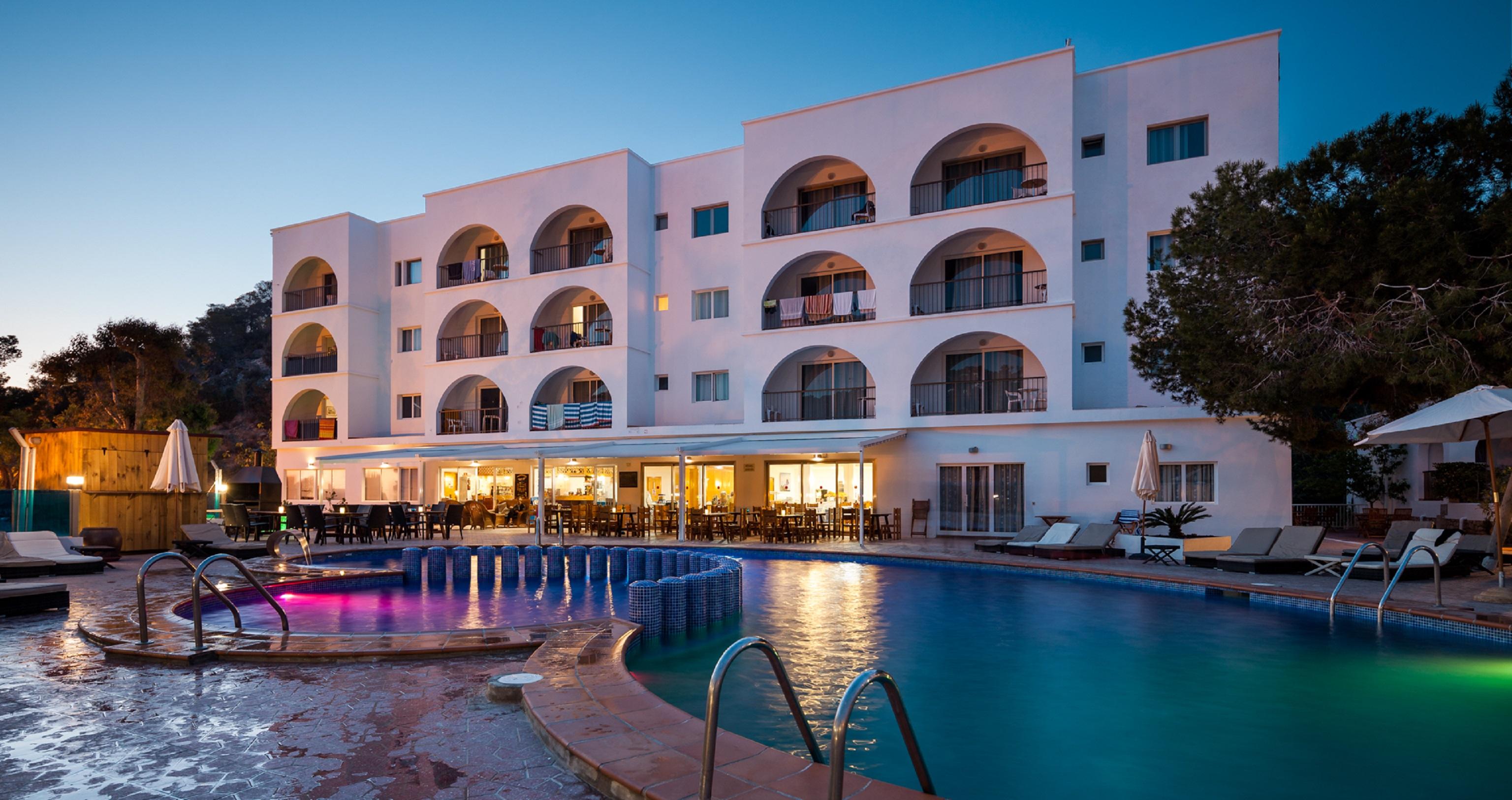 Aparthotel Puerto Cala Vadella Cala Vadella (Ibiza) Exterior foto