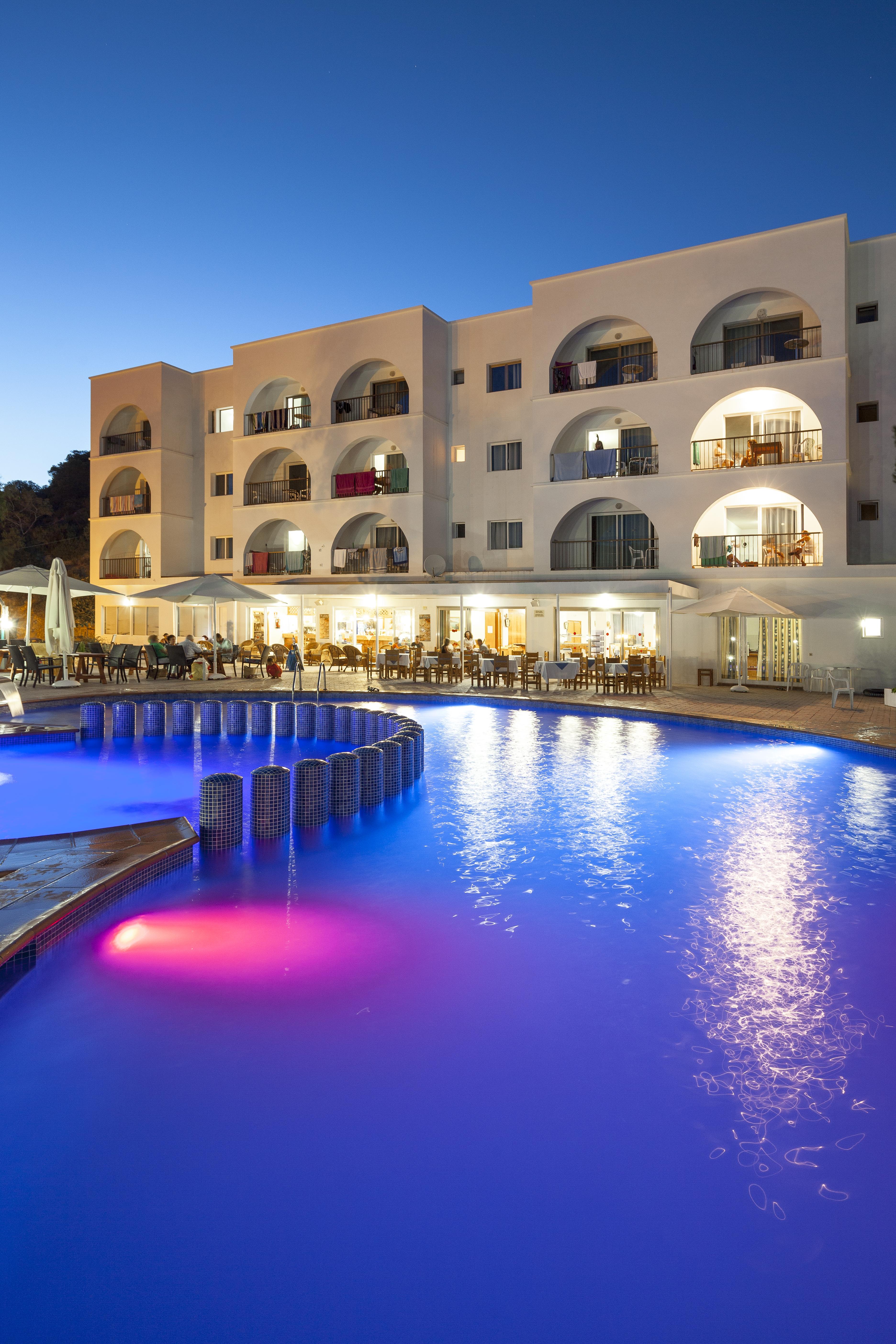 Aparthotel Puerto Cala Vadella Cala Vadella (Ibiza) Exterior foto
